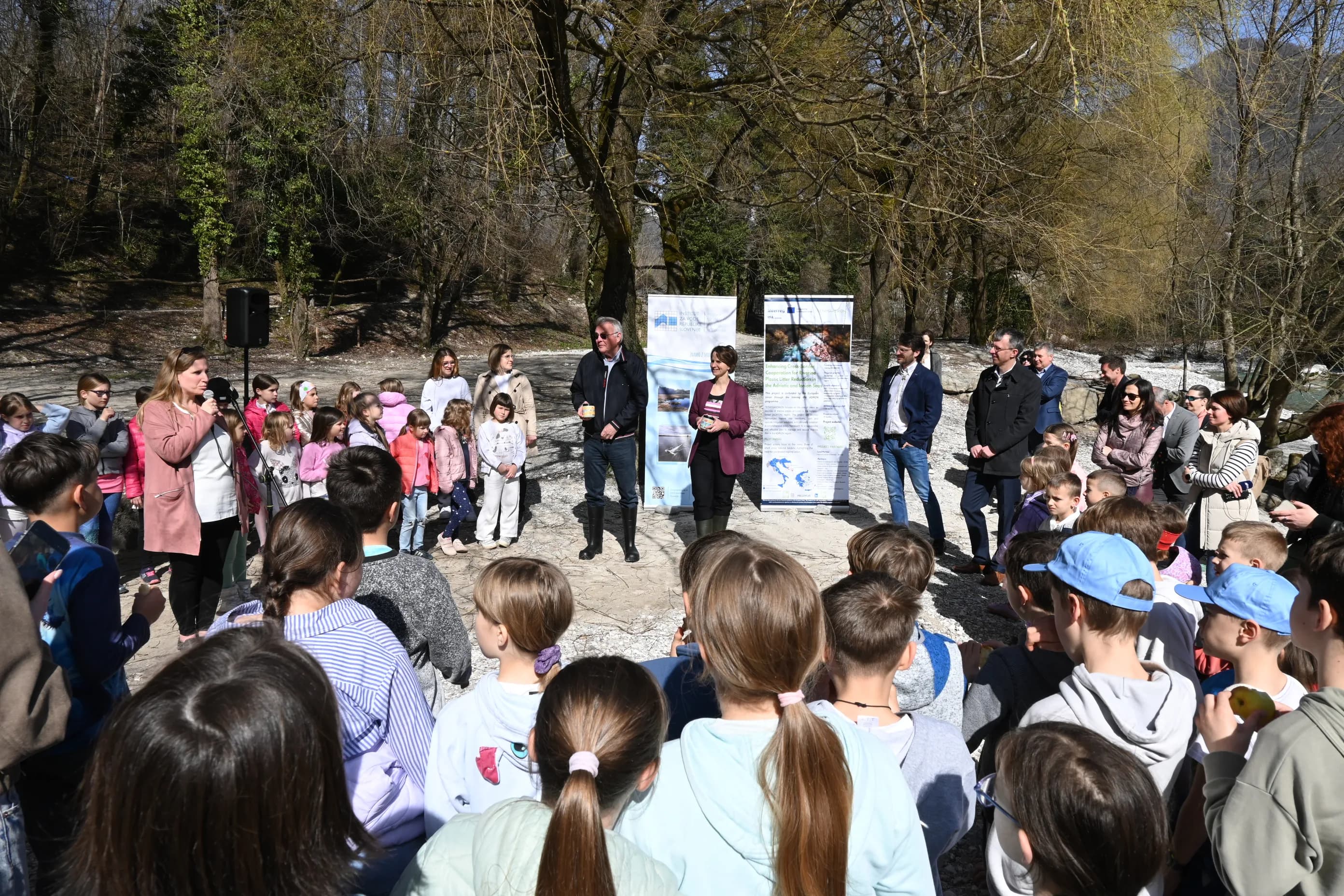 Fotografija z dogodka 40